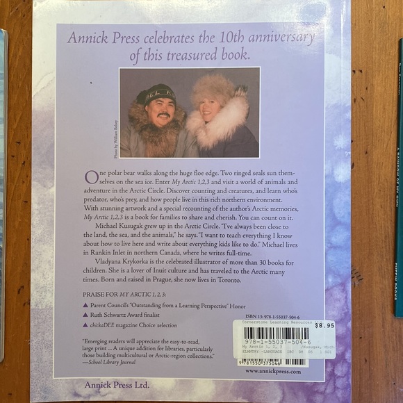 Two beautiful paperback counting books for children. - Picture 2 of 6